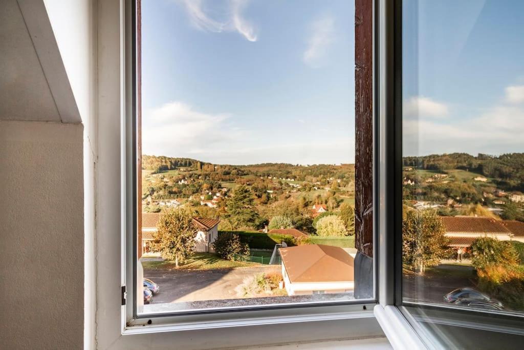 Apartment Sarlat, Apptmt T3 Clim Piscine Parking Sarlat-la-Caneda